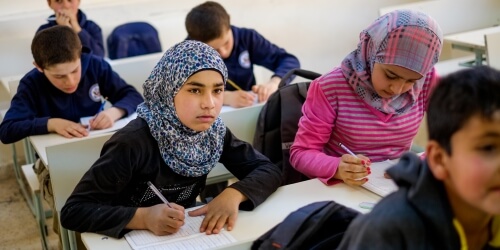 Caritas International België Onderwijsprogramma voor Syrische vluchtelingenkinderen en hun gastgemeenschappen