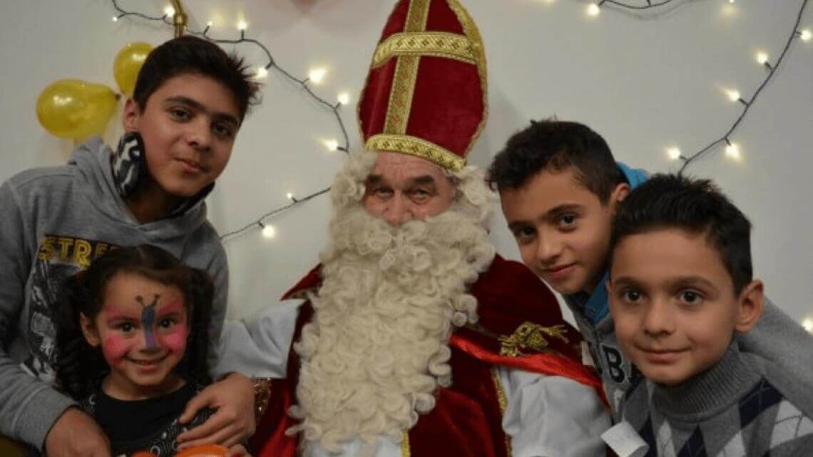 Caritas International België Sinterklaas, ook bij Caritas voor vluchtelingenkinderen