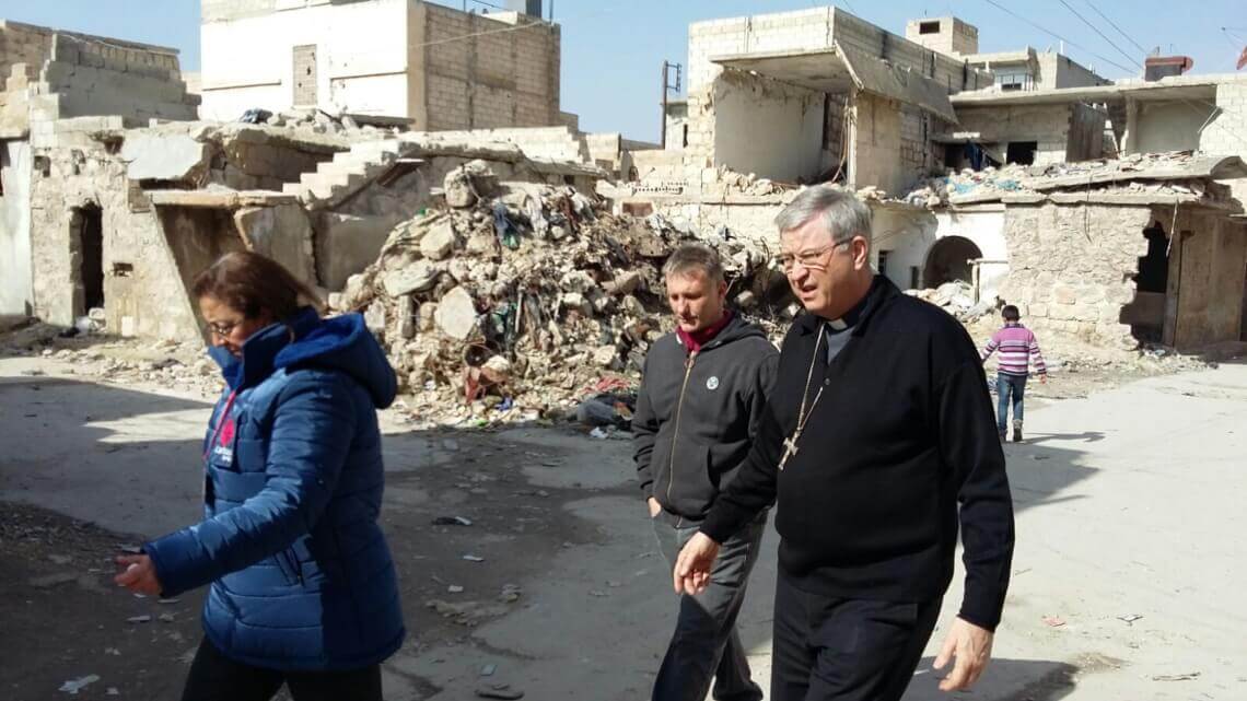 Caritas International België Bisschop Bonny na bezoek aan Syrië: “De menselijke confrontaties blijven het langst in je hoofd zitten”.