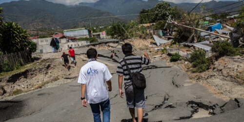 Caritas International Belgique Jour après jour aux côtés des victimes du tsunami en Indonésie