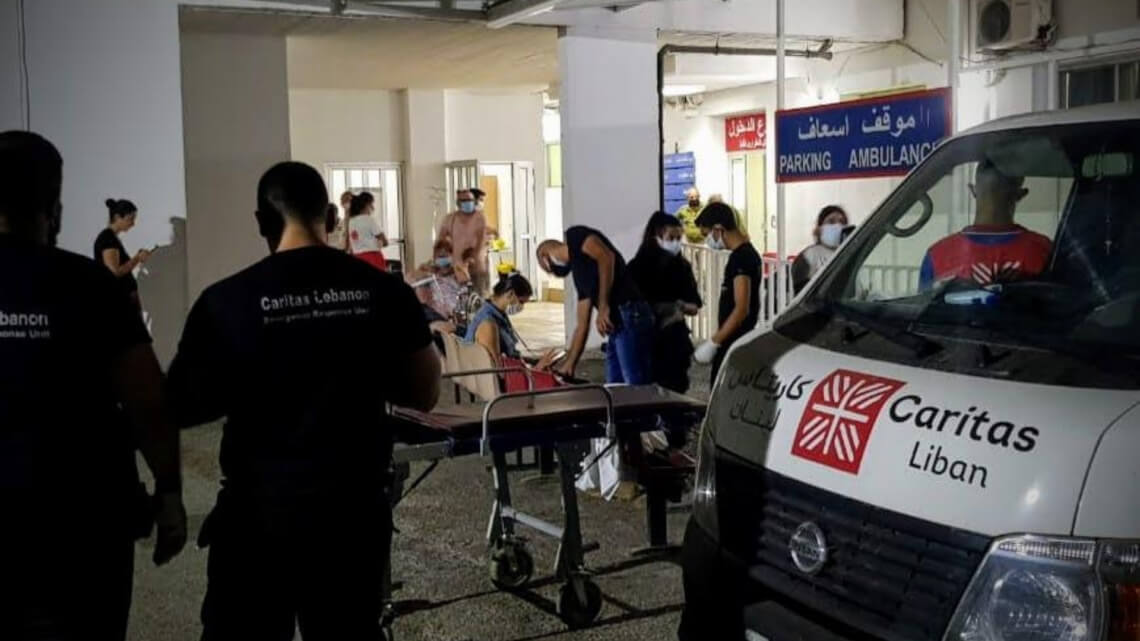 Caritas International België Explosie in Beiroet – “Onze medische centra worden overspoeld. De ziekenhuizen hebben van alles tekort. Ook eten”